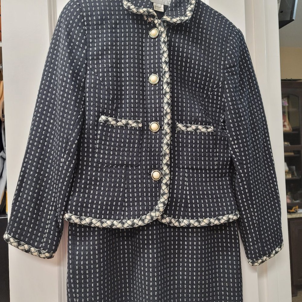 Blue and beige skirt and jacket